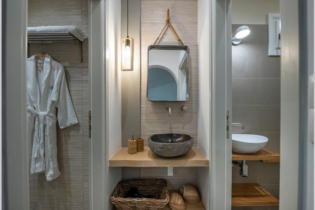 Luxury Apartment In The Heart Of Astypalaia Exterior photo