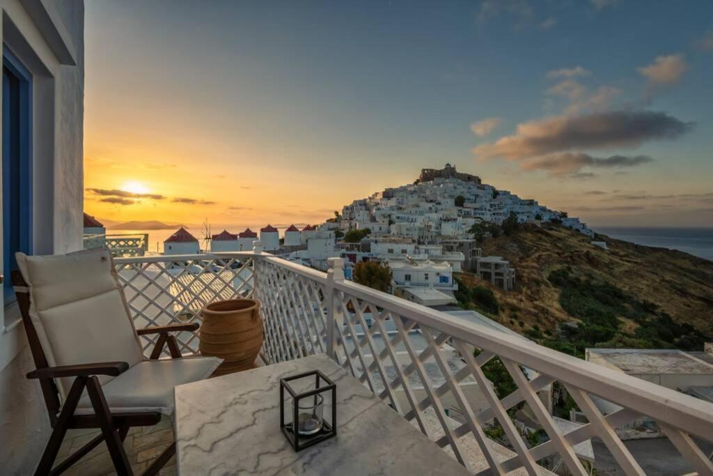 Luxury Apartment In The Heart Of Astypalaia Exterior photo